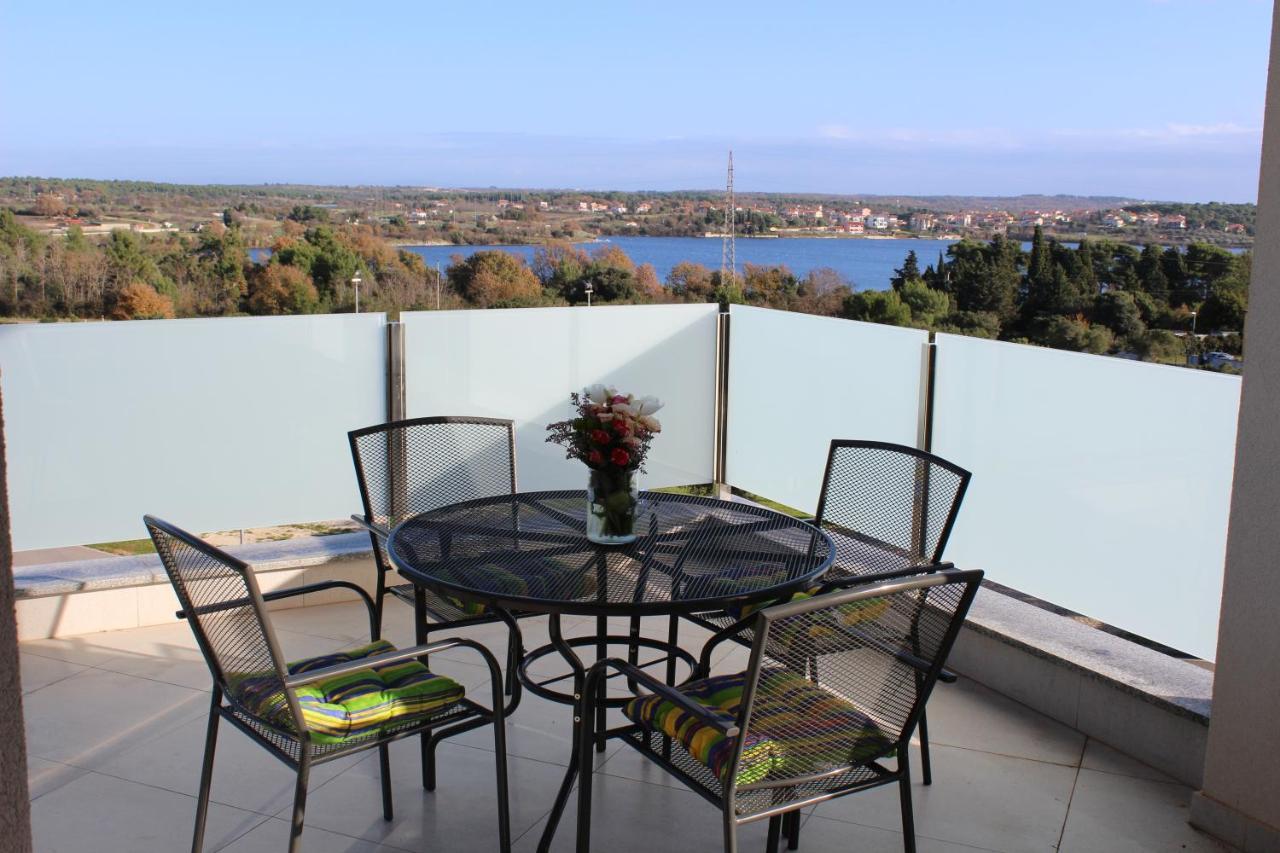 Apartmani Uwe Banjole Quarto foto